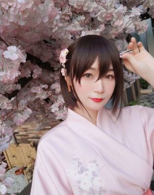 日屄视频免费看_BD韩语高清迅雷在线观看