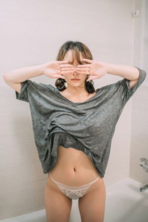 少妇凸BBWBBw高潮喷水∵_4K免费观看超清
