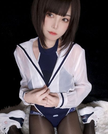 男孩走丢后借助ATM机求救_720动漫在线观看