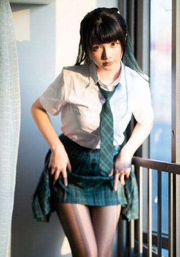欧美色欧美专区第一页_云播放粤语日本成人在线